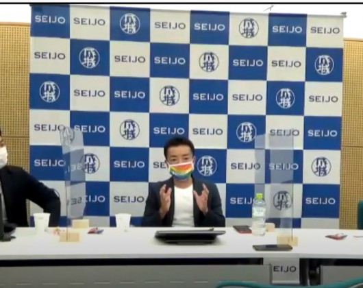 左から竹﨑さん、杉山さん、岡田さん