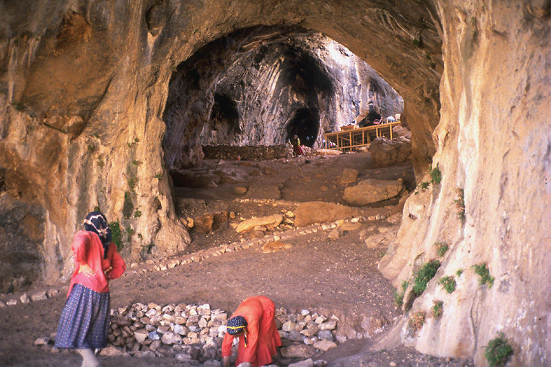 cave2